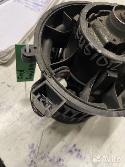 Моторчик отопителя Ford Fusion 2002-2012