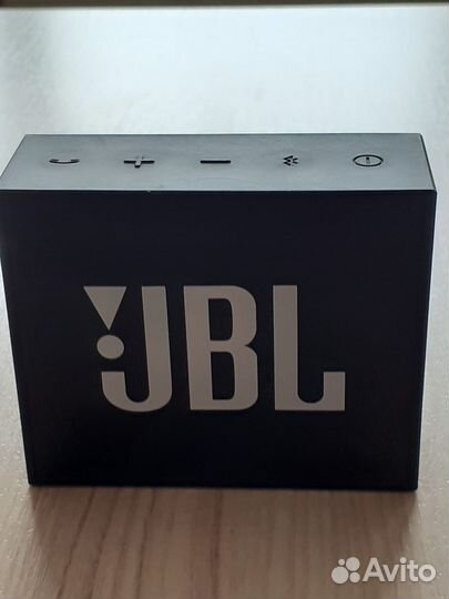 Безпроводная Блютуз колонка новая