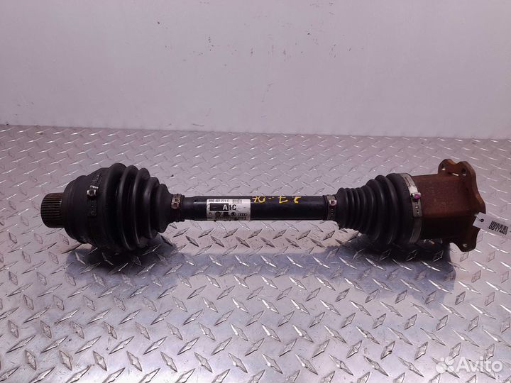 Полуось передняя R Audi Q5 8R 8R0407271C