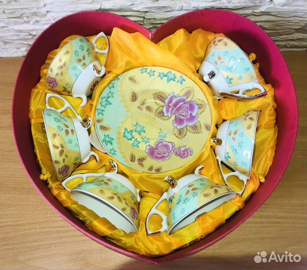 Чайный сервиз на 6 персон, в коробке