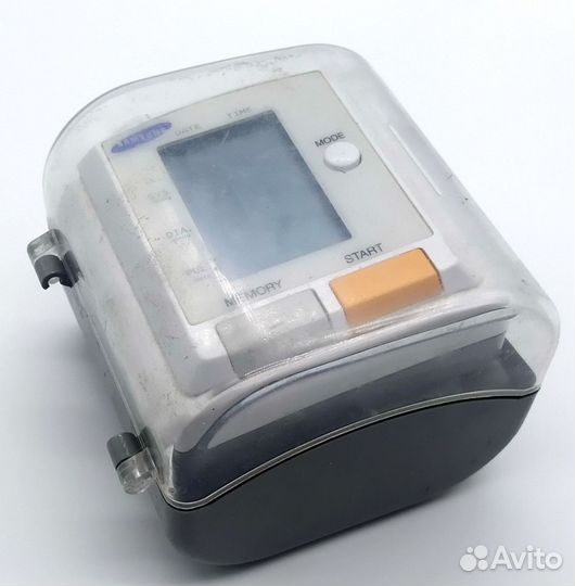 Тонометр на запястье Самсунг, сломанный, на з/ч