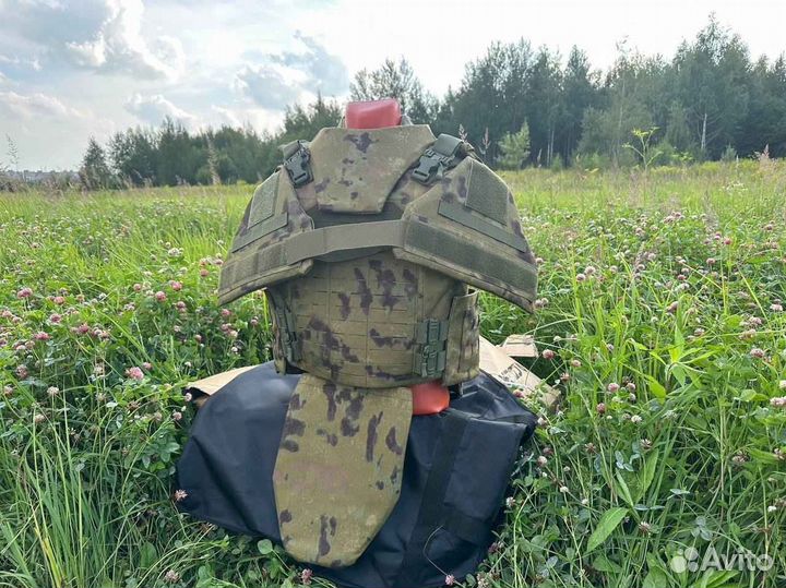 Тактический бронежилет