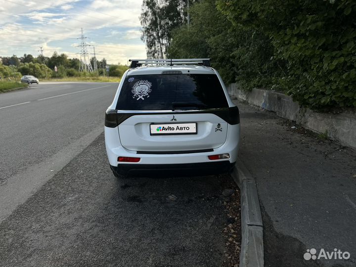 Mitsubishi Outlander 2.0 CVT, 2012, 183 000 км