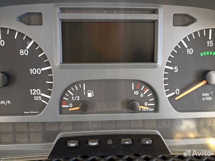 Панель приборов Mercedes-Benz Axor