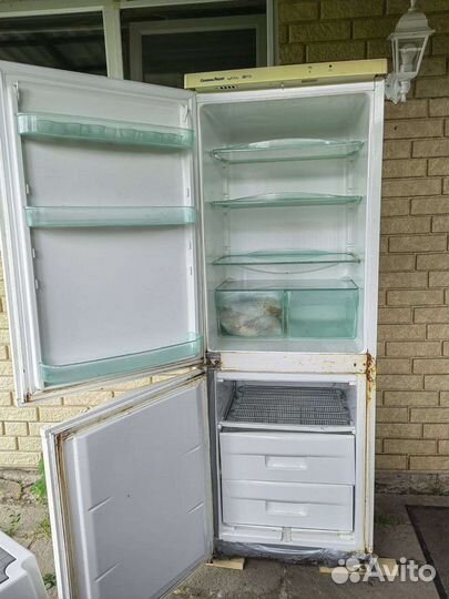 Холодильник б/у