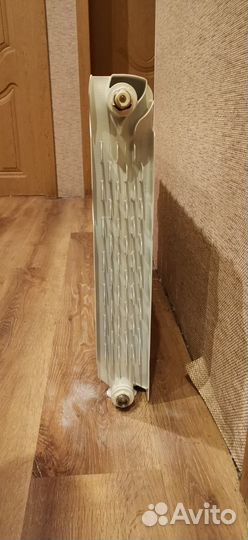 Батарея 9 секций бу