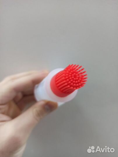 Кисть кулинарная с резервуаром для масла