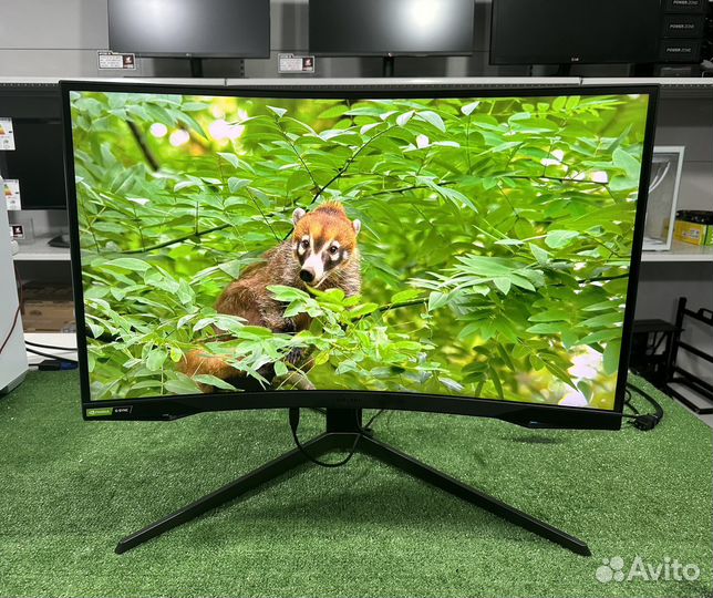 Монитор Samsung Odyssey G7 27