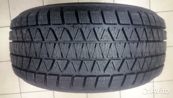 Bridgestone Blizzak DM-V3 315/35 R20 110T