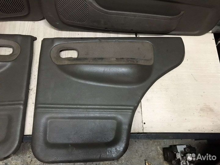 Карты дверей kia sportage 1