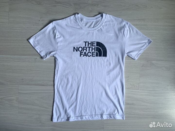 Футболка The North Face