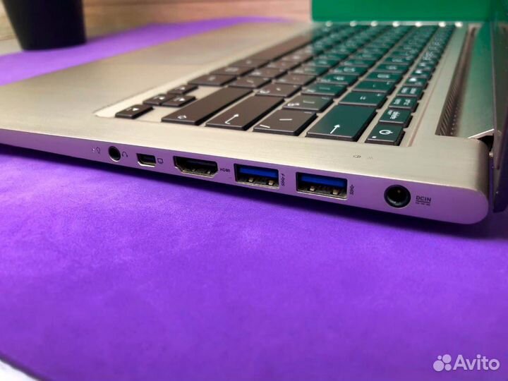Ультрабук Asus i7/GeForce/240 GB SSD/13.3