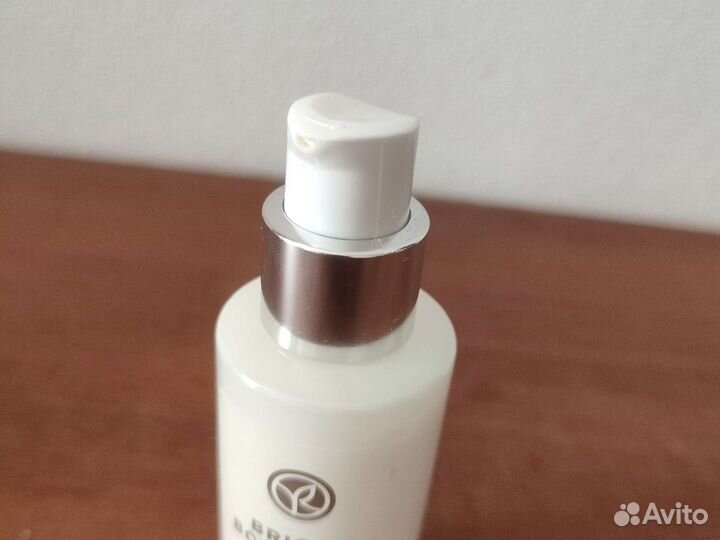 Эмульсия SPF30 для выравнивания цвета лица Ив Роше