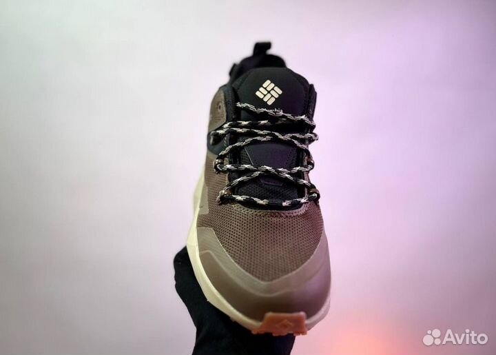 Кроссовки Columbia надежные