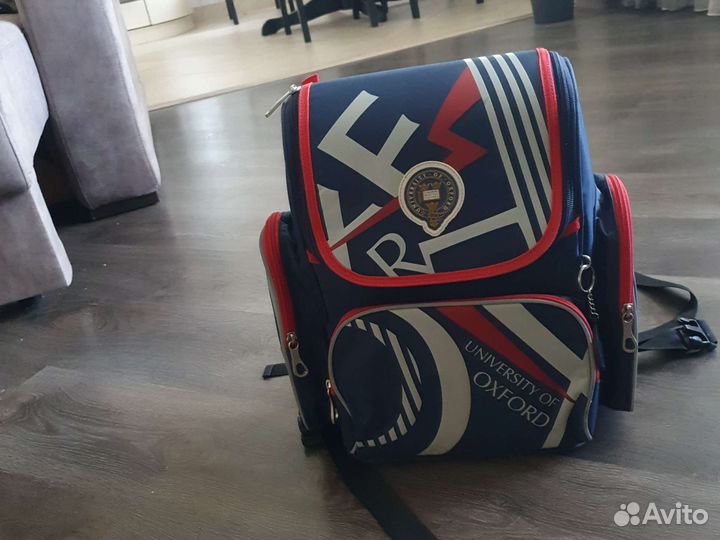 Школьный рюкзак