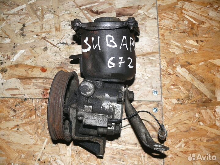 Насос гур Subaru Impreza 1999 г 1,8 л