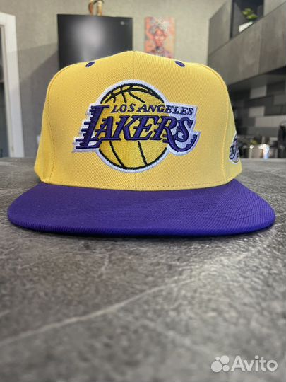 Кепка снэпбэк Lakers Mitchell & Ness