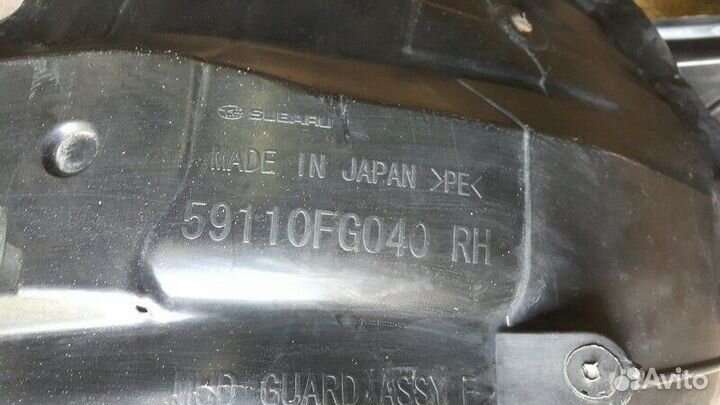 Подкрылок передний правый Subaru Impreza Wrx Sti