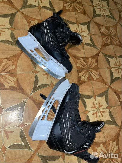 Коньки 42 размер