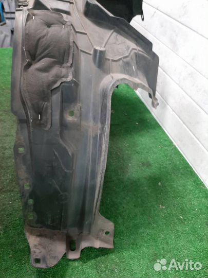 Подкрылок передний левый Nissan X-Trail T31 2007