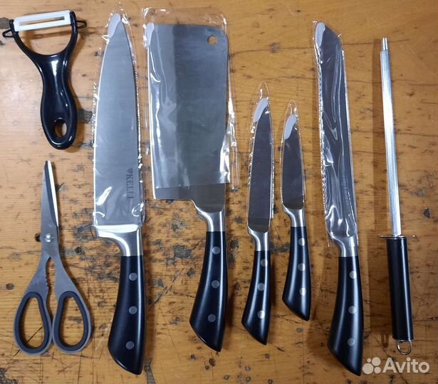 Набор кухонных ножей. Новый