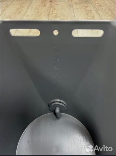 Ведро для выпойки телят