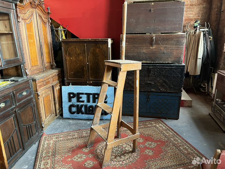 Лестница времен СССР