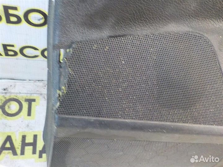 Обшивка двери передней правой Volkswagen Passat