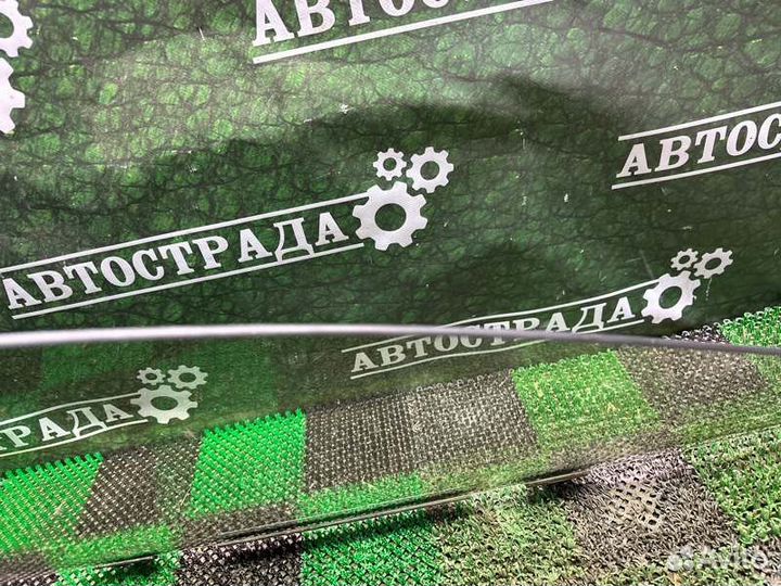 Стекло двери переднее правое Lexus Es 6 2012-2017