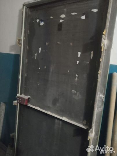 Металлическая дверь входная