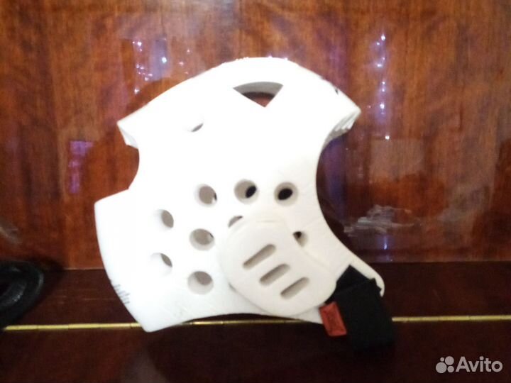 Шлем для занятий по каратэ