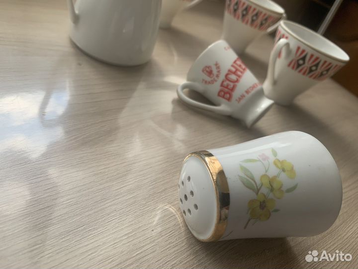 Кувшины и графины