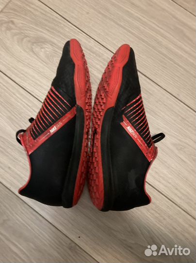 Сороконожки nike phantom