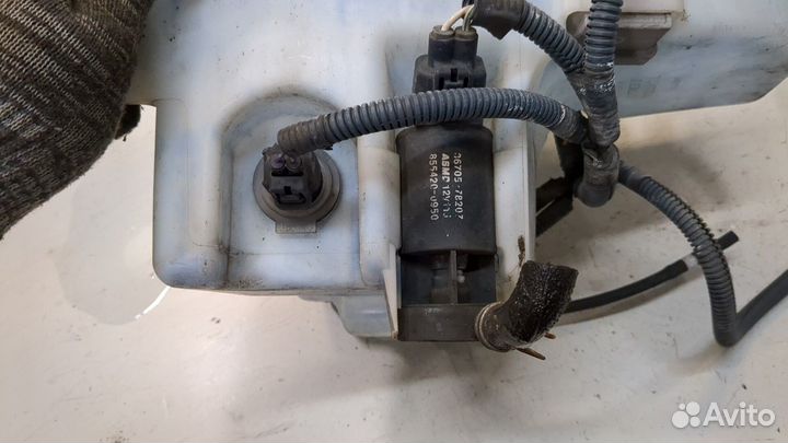 Бачок омывателя Lexus GS, 2008