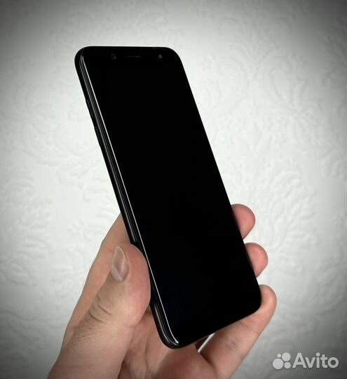 Samsung Galaxy A6, 3/32 ГБ