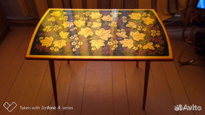 Журнальный столик 