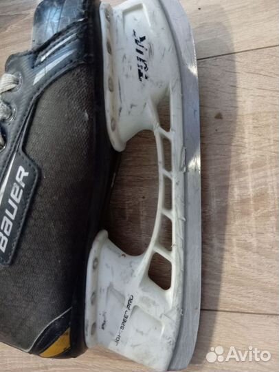 Коньки хоккейные детские bauer 6R