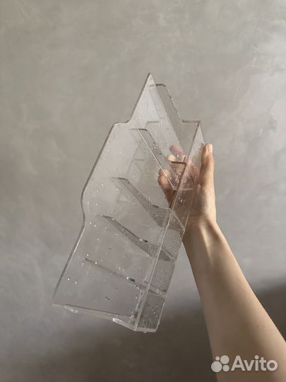 Пластиковый прозрачный держатель