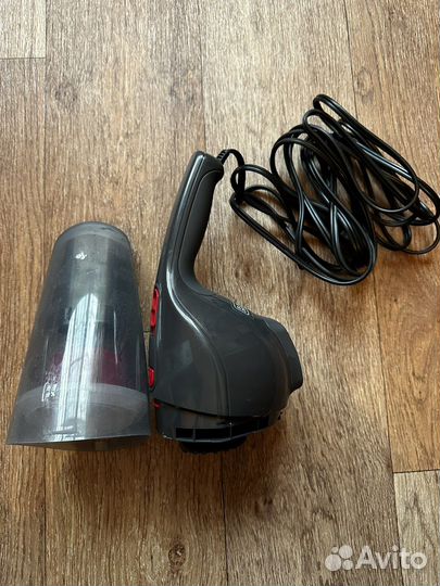 Автомобильный пылесос