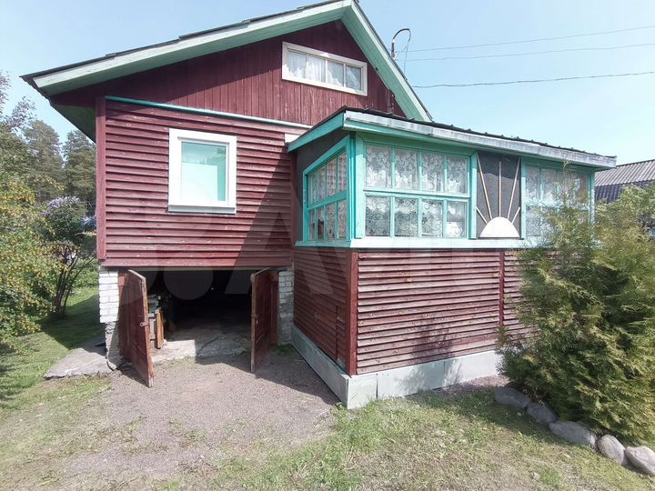Дом 56 м² на участке 10 сот.