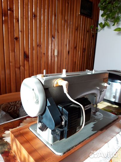 Швейная машинка 