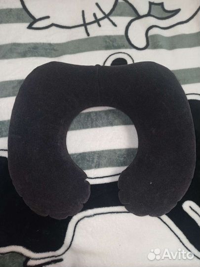 Подушка для шеи в авто