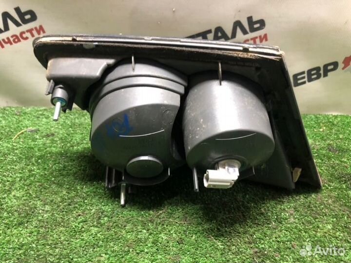 Фара галогеновая задняя правая Mazda 6 седан 2.0