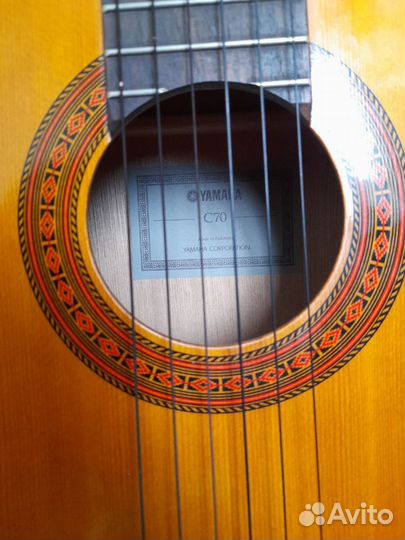 Классическая гитара yamaha c70