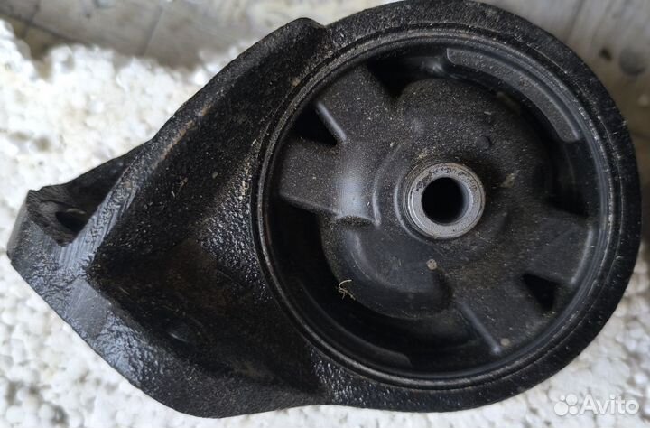 Подушка двигателя тагаз бета 2.0 состояние хорошее