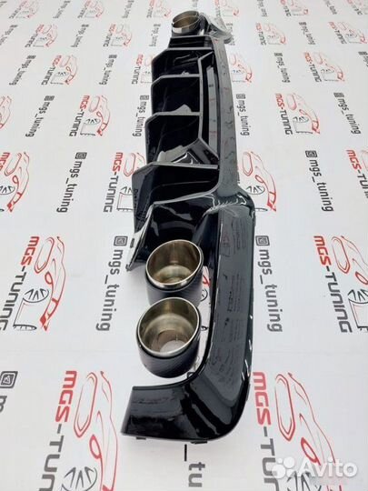 Диффузор с насадками 5 series F10 M5-Competition