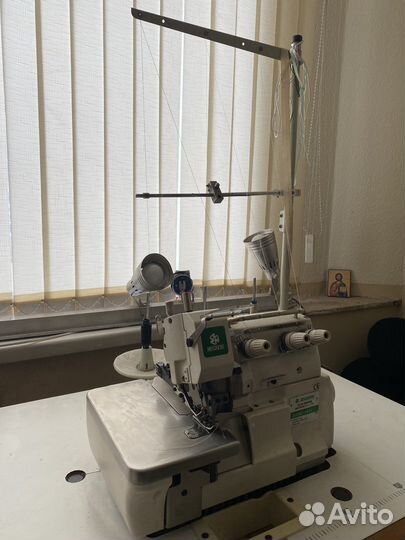 Оверлок для швейной машины zoje