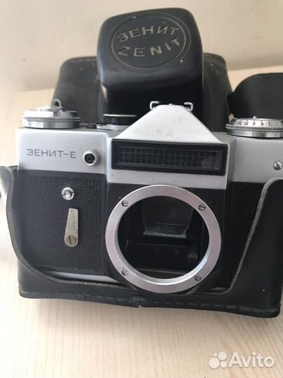 Плёночный фотоаппаратЗенит