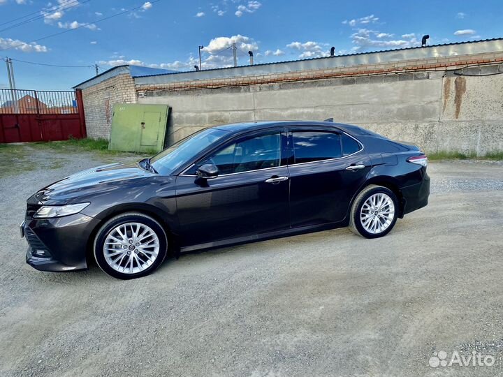 Toyota Camry 2.5 AT, 2019, 115 000 км