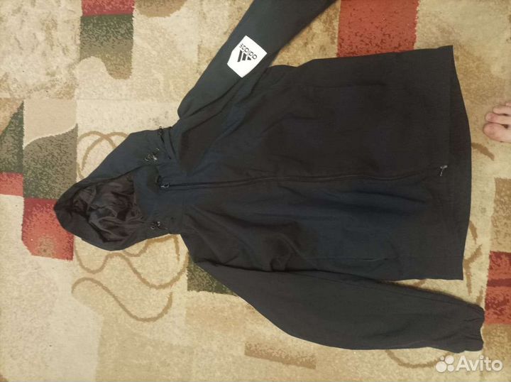 Ветровка adidas на мальчика